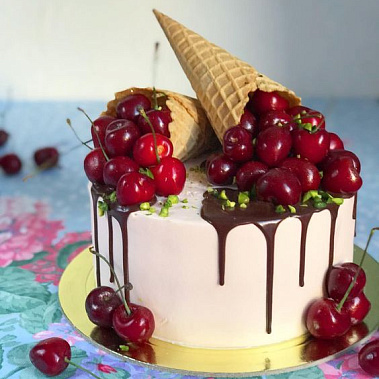 Торт "Вишневый рожок" купить - саров.сладкоежкин.рф
